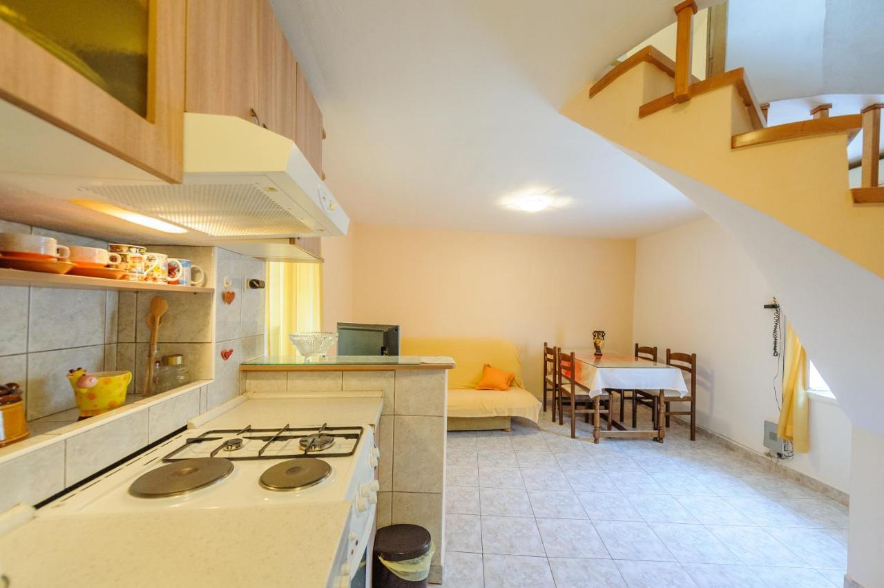 Apartments Kovacic_Grubisic Split Ruang foto