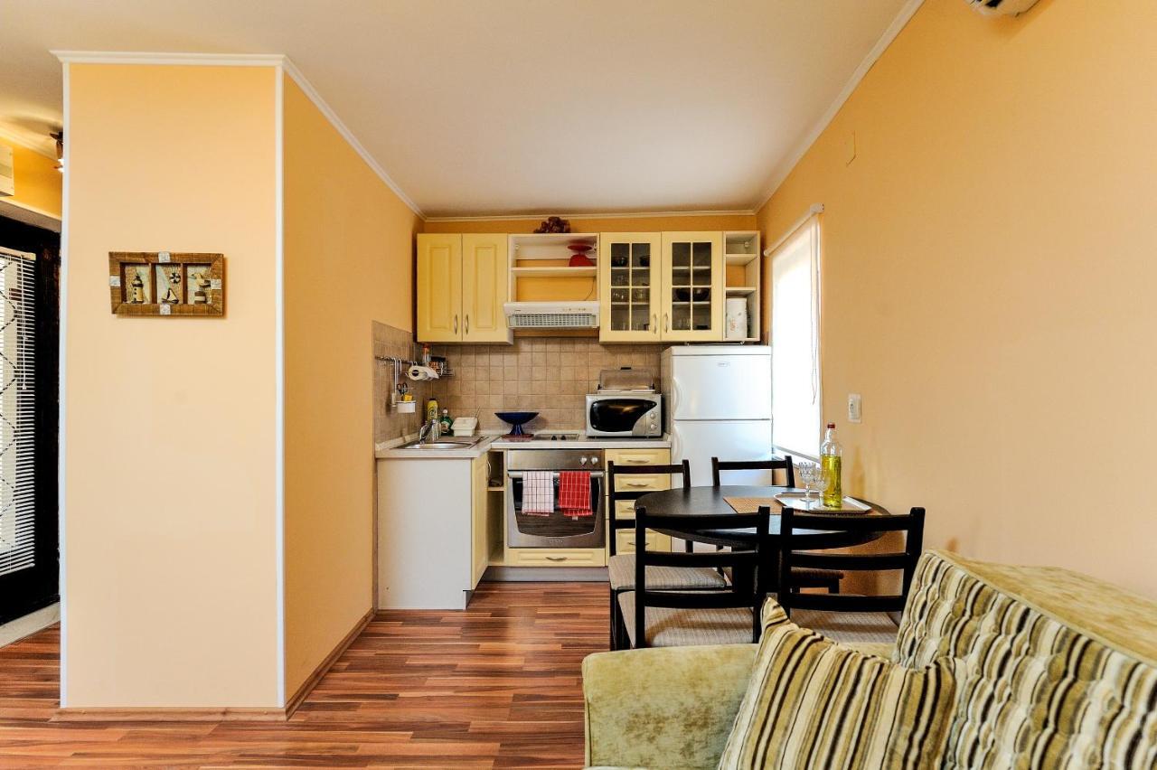 Apartments Kovacic_Grubisic Split Ruang foto