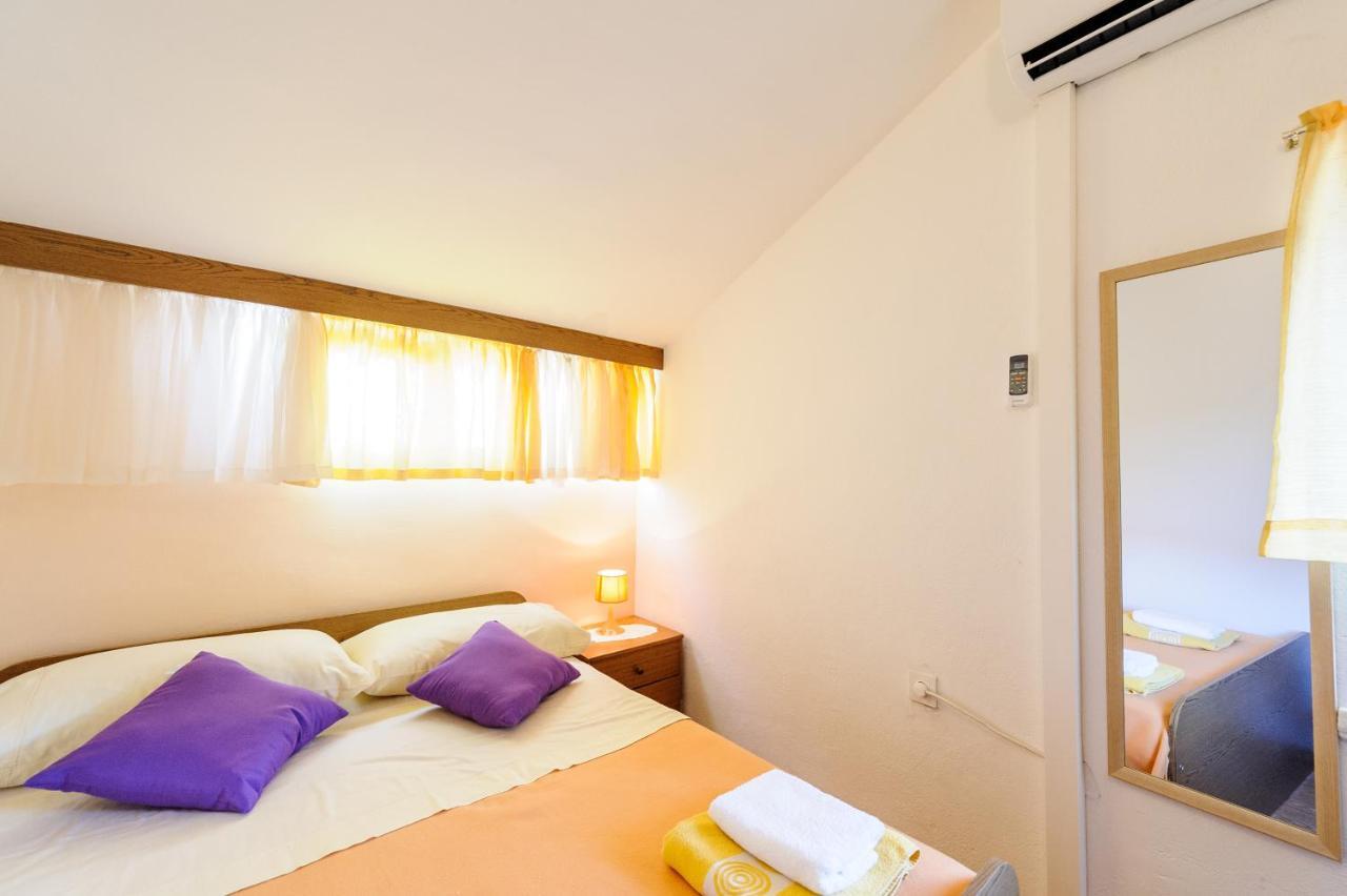 Apartments Kovacic_Grubisic Split Ruang foto